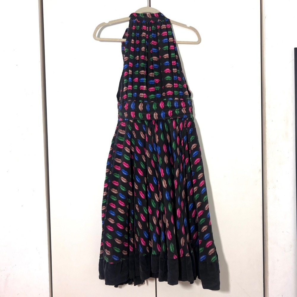 Milly Halter Midi Dress Size 6 Lip Print 100% Silk Pin Up Rockabilly Elegant - Picture 2 of 8